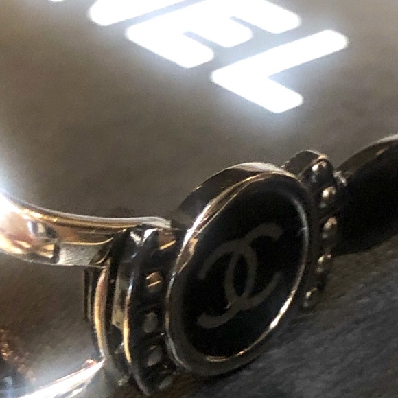 Designer Inspired Sunglasses Women’s - Picture 8 of 8